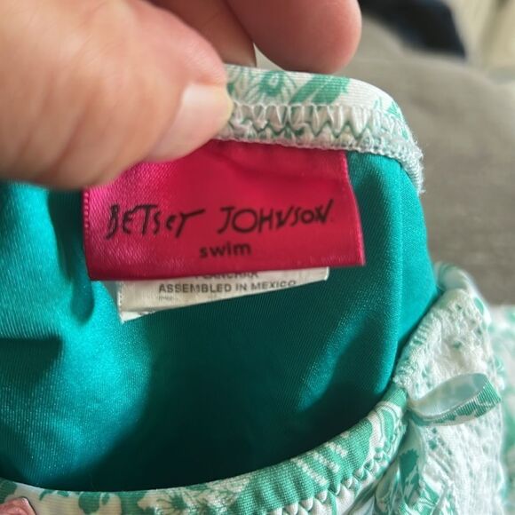New Betsey Johnson Damask Fringe Lace Paisley Green Bikini set Sz M/ - Picture 3 of 3